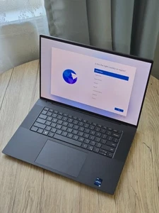 Dell Precision 5680/i7 vPro 13700H/32GB/512 SSD/ NVIDIA RTX 2000 8GB/4k/wrn-2026 - Picture 1 of 7