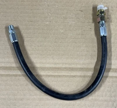 Mangueira de combustível 5155-3 Parker SAE 30R3 3/16 ID com extremidades de 1/8 MPT 14” de comprimento - Imagem 1 de 4