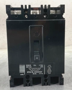 NUOVO INTERRUTTORE WESTINGHOUSE EB3030 30 A 3P 240VAC - Foto 1 di 6