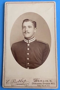 *Original* SOLDADO DEL EJÉRCITO ALEMÁN Infantería Años 1890 CDV Foto NOMBRE EN LA PARTE POSTERIOR Berlín - Imagen 1 de 2