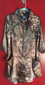 Damen Tunika Top Neu mit Etikett. Oliv bedruckt bequem Gr. S Frontreißverschluss, Taschen kostenloser Versand - Bild 1 von 7