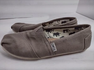 TOMS Zapatos Clásicos Color Caqui Para mujeres 7 Lona Safari Estampado de Animales Revestimiento P-bin - Imagen 1 de 8