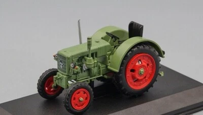 IFA RS 04/30 1953 Tractor 1/43 Hachette Russian Edition No. 125 - Image 1 of 3