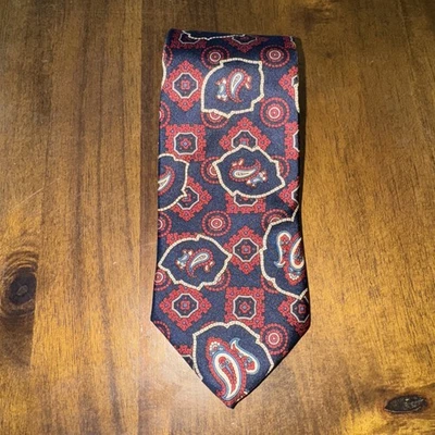 Vintage John Henry Men's Neck Tie Navy Blue & Red Paisley 100% Silk 54" x 3.5" - Image 1 of 4