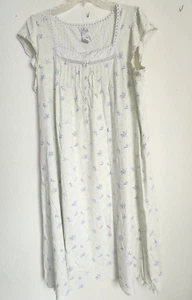 Aria Women's Grannycore Cottagecore Blue Flowers Lacy Nightgown Size L - Picture 1 of 13