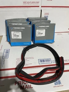 33-3261 (333261) THERMO KING GASKET-SEAL 35.00 IN (LISTING IS FOR 1 SEAL) - Picture 1 of 2