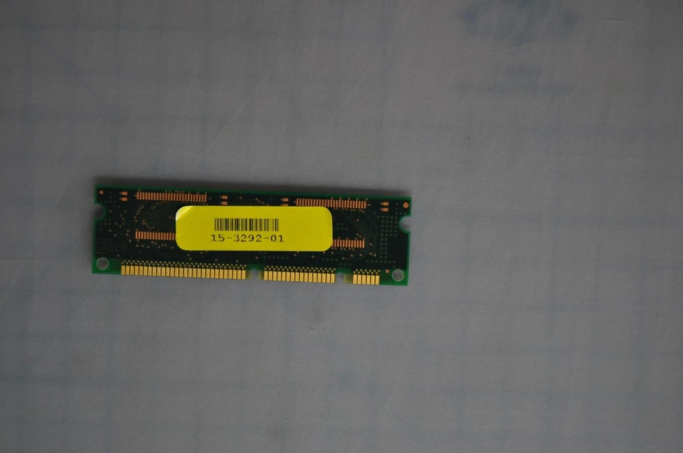 Cisco Memory 4 MB Sdram Dimm SYNCH100P 100MHZ 15-3292-01 - Image 1 of 3