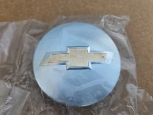 Chevy Colorado Silverado Suburban Tahoe 15-25 Alloy Wheel Center Cap 22837060 - Picture 1 of 5