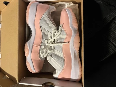 Talla 7 - Air Jordan 11 Retro Low Legend Rosa W Foto 1 de 4