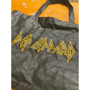 Bolso de Mano Def Leppard Negro Banda de Rock Música Gráfico Reutilizable Compras Negro Usado en Excelente Condición - Imagen 1 de 4