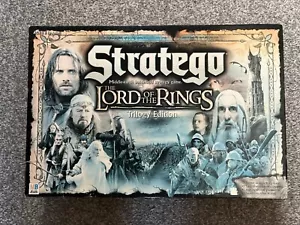 Stratego Lord Of The Rings Trilogy Edition 2004 Milton Bradley Game COMPLETE - Picture 1 of 6