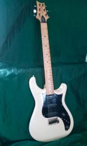 PRS NF3 Narrowfield with Maple Fretboard 2011 - 2014 - Antique White - Bild 1 von 7