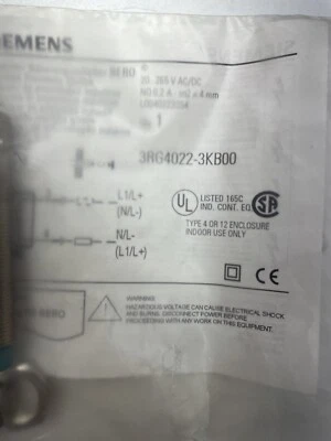 NEW SEALED SIEMENS 3RG4022-3KB00 INDUCTIVE PROX CYLINDRICAL 20-265 VAC/DC N.O. - Image 1 of 4
