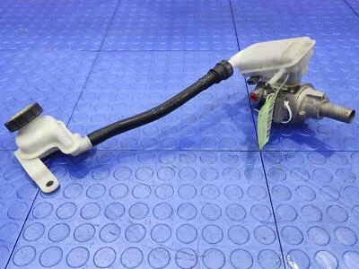 Conjunto de cilindro maestro de freno de transmisión manual Ford Fiesta 11-19 OEM Foto 1 de 4