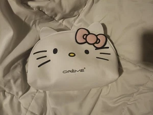 Creme Hello Kitty Cosmetic Bag - Picture 1 of 8