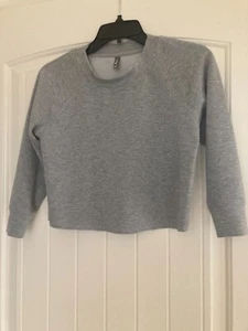 Preowned MRA Sports Girls Size M (7/8) Gray Pullover Light Weight Sweatshirt - Picture 1 of 2