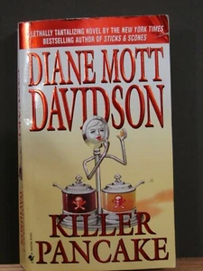 Killer Pancake by Diane Mott Davidson (2002 PB,) 5132 - Foto 1 di 4