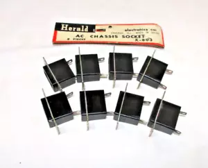 NOS HERALD (8 pcs.) AC Chassis Panel Sockets, #X-803, 250V, 10A, Non-Grounded - Picture 1 of 11