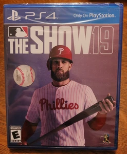 MLB THE SHOW 19 (Sony PlayStation 4) NUOVO Major League Baseball Bryce Harper PS4 - Foto 1 di 3