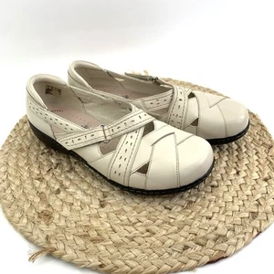 2 Pr Clarks Ashland Spin Q Loafers Women 9.5 XW Brown Ivory Leather Slip On Shoe - Picture 1 of 14