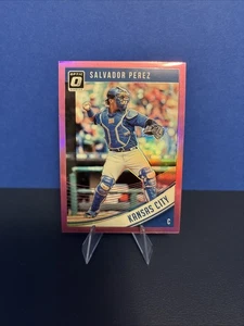 2018 Panini Donruss Optic - Salvador Perez #155 Pink Prizm - Picture 1 of 2