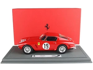 FERRARI 250 SWB #19 24H LE MANS 1960 & DISPLAY CASE 1/18 MODEL BY BBR BBR1861 E - Picture 1 of 8