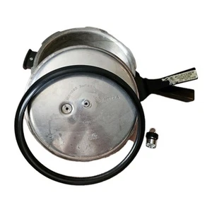 Vintage Pressure Cooker TTK Prestige Manttra 3.8 Qt Aluminum - Picture 1 of 6