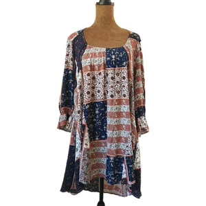 Umgee Patchwork Boho Kleid offene Gesäßtaschen Mini Hi-Low Saum Gr. S bunt - Bild 1 von 8