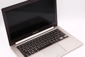 Asus UX31A, Intel Core i7-3517U @1.90Ghz, 4GB RAM, 128GB SSD, Win10 + dongles - Picture 1 of 5