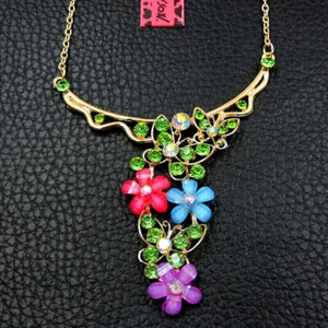 Betsey Johnson Crystal Lucky Butterfly Daisy Gold Pendant Necklace Free Gift Bag - Picture 1 of 3