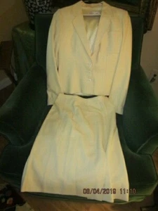 JENNIFER GIDDINGS - JONES of NY woman's white wool suit size 8  - SALE - Picture 1 of 3