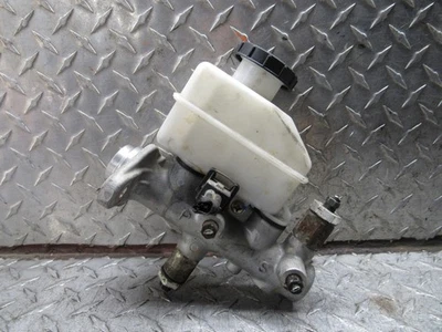 KIA SPECTRA 2007 2008 2009 cilindro maestro de freno sin ABS Foto 1 de 4