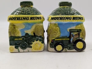 John Deere by Gibson Salz- und Pfefferstreuer "Nichts läuft wie ein Deere." - Bild 1 von 7