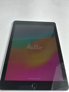 Apple iPad 6 ° Generazione A1893 32 GB iOS 17.7.8 (Solo WiFi) - Foto 1 di 6