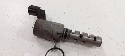 Cilindro solenoide válvula control aceite engranaje de distribución variable Subaru Tribeca 2010 Foto 1 de 4