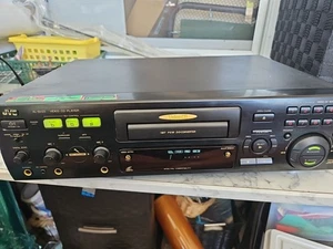 JVC XL-SV22 Karaoké Vidéo CD VCD CD+G Lecteur 2 Micro Entrée Clé XL-SV22BK - Photo 1/11