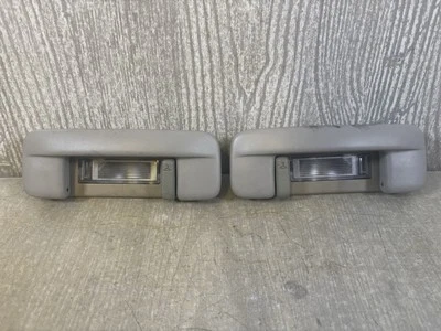 Dodge Charger SRT8 2006-2010 6,1 L OEM Par de manijas de techo de pasajero trasero Foto 1 de 2