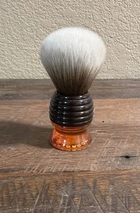 Cepillo de afeitar sintético Razorock Hive - Imagen 1 de 4