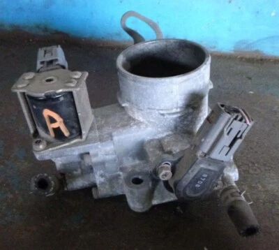 Corpo do acelerador Mazda 626 GF 98-02 2.0 (A) - Imagem 1 de 4