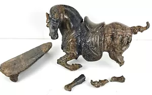 Vintage Chinese Carved Jade Tang Style Saddled Horse Figurine - Picture 1 of 7