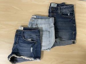 Bundle 3 Women Shorts | Mudd | Size 5 - Picture 1 of 7