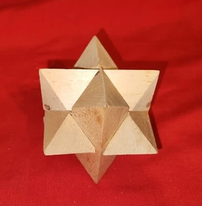 Wooden Star Puzzle - Picture 1 of 3