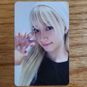 Tarjeta Fotográfica Oficial Kazuha Le Sserafim 4to Mini Álbum Crazy Genuino Kpop - Imagen 1 de 2