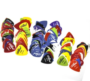 100 Pezzi Plettri per Chitarra Alice Nylon Lucido E 0,58-1,5mm 6 Calibri - Foto 1 di 14