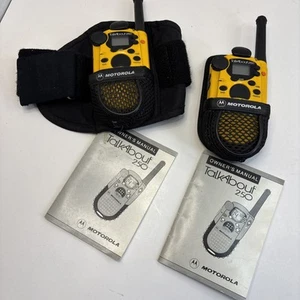 2 Motorola Talkabout 250 Walkie Talkies with Channel Scan and Lock Tested,Works - Zdjęcie 1 z 20