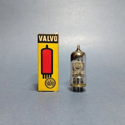 Lot of 4 VALVO DAF40 Vacuum Tube/ Electronic Valve - Image 1 of 2