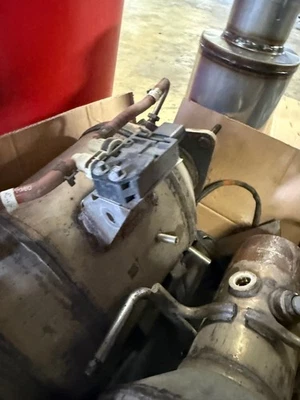 2019 nissan titan xd catylitic converter - Image 1 of 4