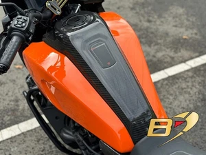 Harley Davidson Pan America 1250 2021+ Carbon Fiber Tank Pad Cover Twill - Picture 1 of 8