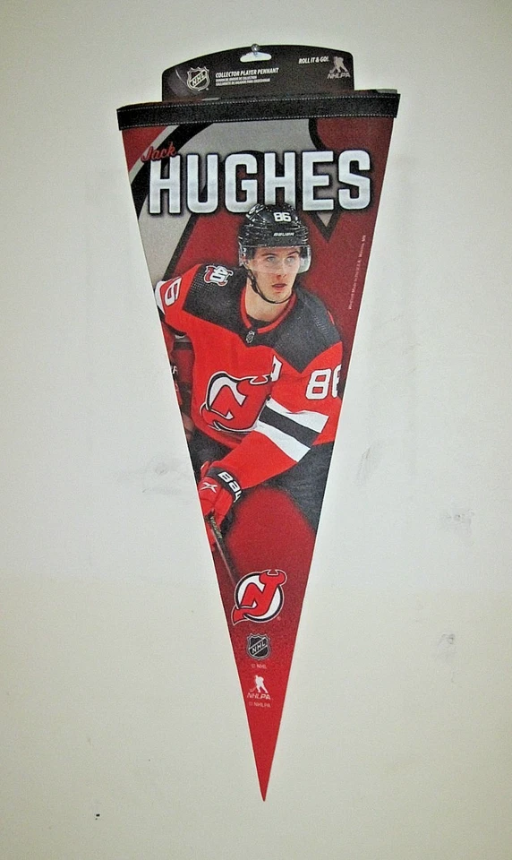 NUEVA CAMISETA DEVILS JACK HUGHES #86 ROLL AND GO 12' X 30" BANDERÍN JUGADOR NUEVO Foto 1 de 1