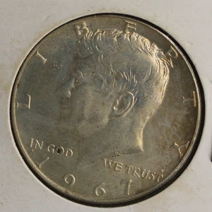 1967 Kennedy Half Dollar ss/vz Silber Philadelphia sehr schön - SureCoin - Bild 1 von 2